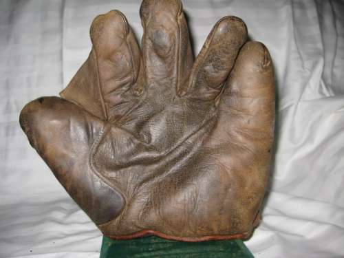 Goldsmith Full Web Light Front